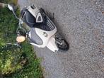 Znen A klasse scooter, Fietsen en Brommers, Ophalen, Zo goed als nieuw