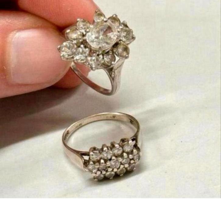 2 bagues vintage en argent poinçonnées Birmingham 1970-1987, Bijoux, Sacs & Beauté, Bijoux anciens, Bague, Argent, Enlèvement ou Envoi