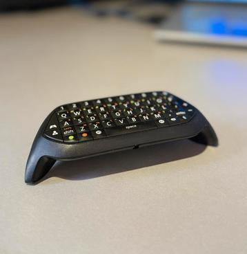 Xbox One ChatPad Toetsenbord beschikbaar voor biedingen