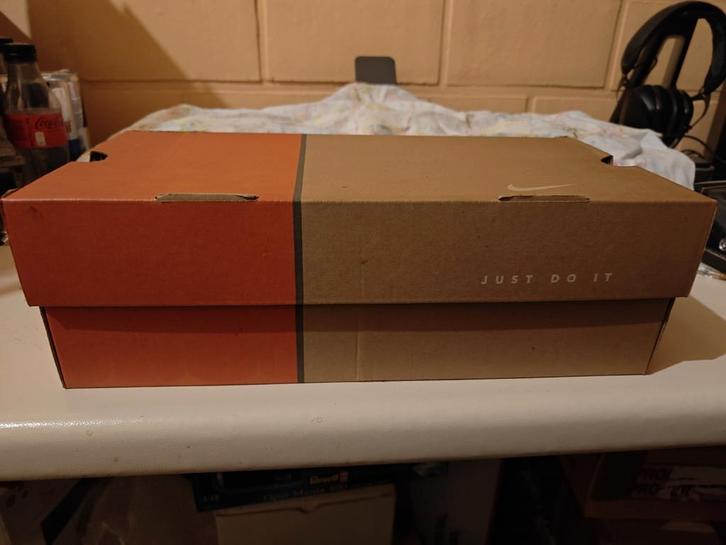 Nike Air Butane MAX doos alleen, Kleding | Heren, Schoenen, Sneakers, Ophalen of Verzenden