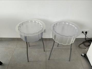  Table d'appoint IKEA "Hatten" avec plateau amovible beschikbaar voor biedingen