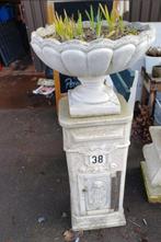 betonnen brievenbus, Ophalen