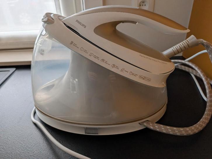 Strijkijzer Philips PerfectCare Aqua Pro Silence, Electroménager, Vapeurs, Utilisé, Enlèvement ou Envoi