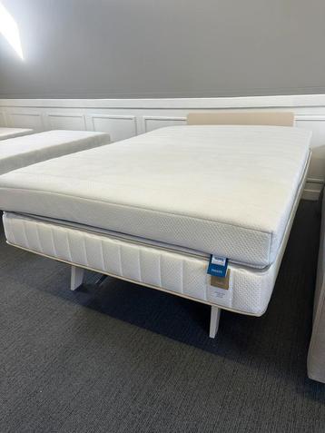 Auping Inizo matras 140x200 medium Nu slechts €575 euro beschikbaar voor biedingen