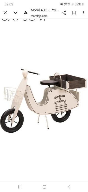 Vespa planthouder  beschikbaar voor biedingen