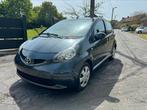 Toyota Aygo, Boîte manuelle, Argent ou Gris, 5 portes, Tissu