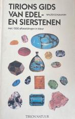 boek: Thieme mineralen-en kristallengids in kleur+Edelstenen, Boeken, Ophalen of Verzenden