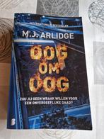 leesboek: oog om oog, Ophalen of Verzenden, Gelezen, M.J. Arlidge