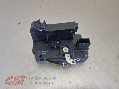 Deurslot Mechaniek 2Deurs links van een Renault Trafic, Auto-onderdelen, Carrosserie, Renault, Gebruikt, 3 maanden garantie, Ophalen of Verzenden