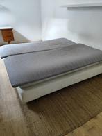 Gratis bed, matras en topper, Huis en Inrichting, Ophalen, Gebruikt, Wit, Tweepersoons