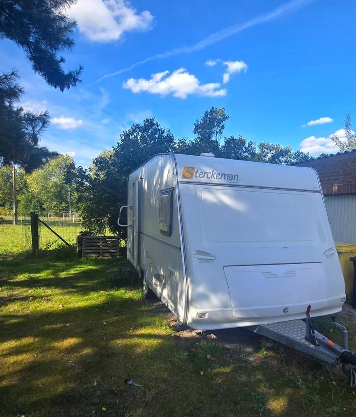 Caravan, Caravans en Kamperen, Caravans, Bedrijf, 2 aparte bedden, Frans bed, Hefbed, Douche, Fietsenrek, Gascomfoor, Kachel, Koelkast