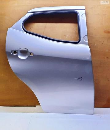 Portier deur rechtsachter Toyota Aygo B4 2014-2020 beschikbaar voor biedingen