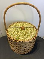 Vintage retro cottage style naaidoos, Antiek en Kunst, Ophalen of Verzenden