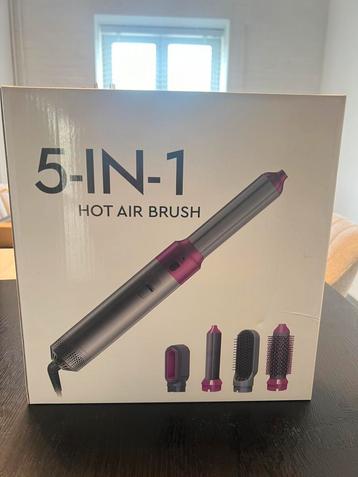 5-in-1 Hot Air Brush / Föhnborstel Set beschikbaar voor biedingen