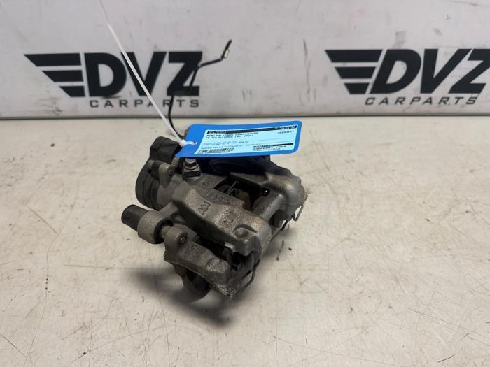 Remklauw (Tang) links-achter van een Volkswagen Tiguan Allsp, Auto-onderdelen, Remmen en Aandrijving, Volkswagen, Gebruikt, 3 maanden garantie