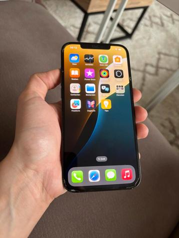 iPhone 12 pro max 512 Go en parfait état disponible aux enchères