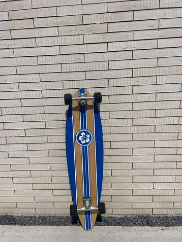 Longboard beschikbaar voor biedingen