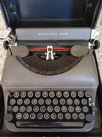 Typmachine Schrijfmachine REMINGTON RAND Deluxe in koffer. beschikbaar voor biedingen