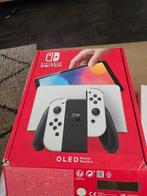 Switch OLED, Games en Spelcomputers, Ophalen of Verzenden, Zo goed als nieuw, Switch OLED