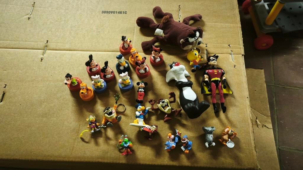 Figurine, Enlèvement