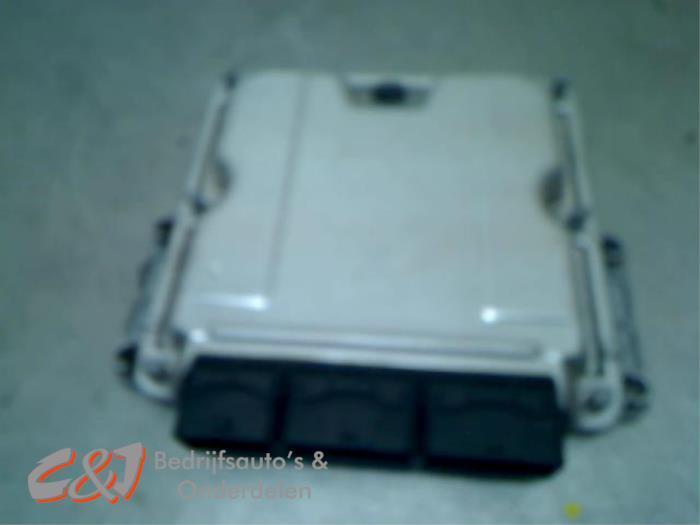 Ordinateur gestion moteur d'un Opel Vivaro, Autos : Pièces & Accessoires, Électronique & Câbles, Opel, Utilisé, 3 mois de garantie