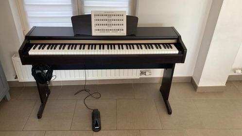 Digitale piano Yamaha YDP-113, Muziek en Instrumenten, Piano's, Gebruikt, Piano, Bruin, Digitaal, Ophalen