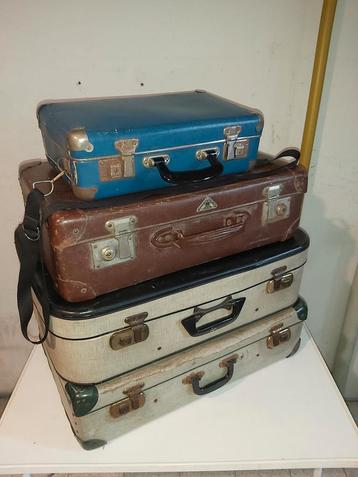 4 oude reis koffers ´50 ´60 ´70