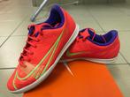 Chaussures de football en salle Nike, Enlèvement, Comme neuf, Chaussures