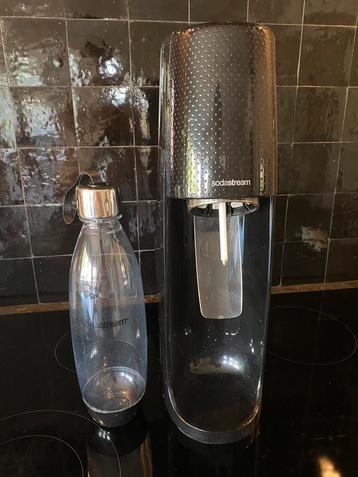 sodastream + fles beschikbaar voor biedingen