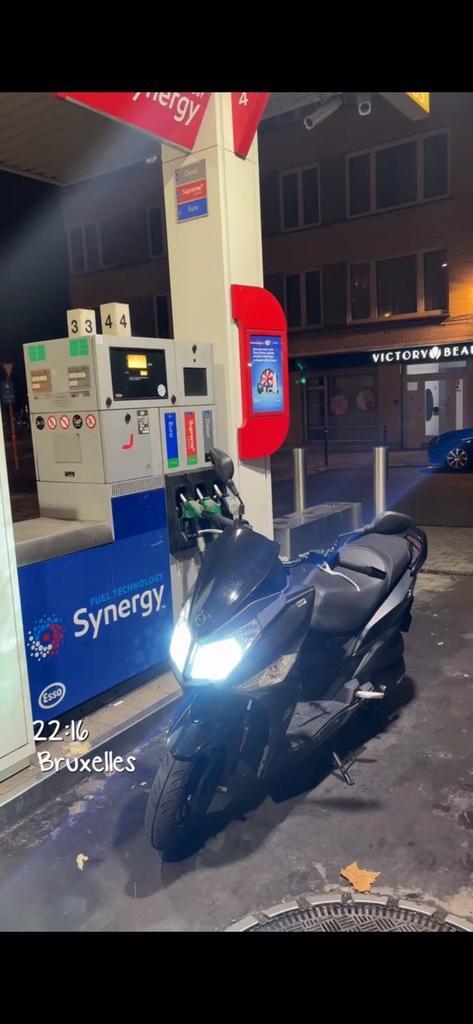 Manifque sym  jet 14 800 km ‼️Classe a neuf, Fietsen en Brommers, Scooters | Yamaha, Zo goed als nieuw, Overige modellen, Benzine