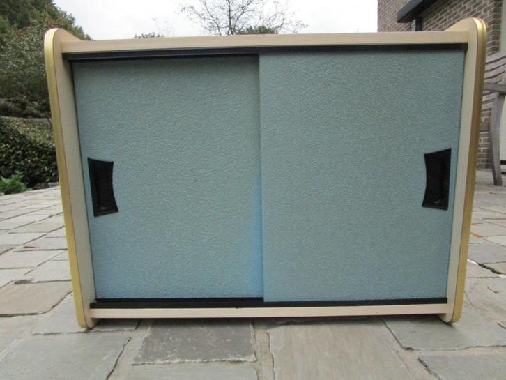 vintage wand kastje, Huis en Inrichting, Kasten | Overige, Gebruikt, Ophalen