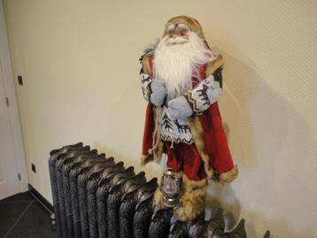 Kerstman 65 cm met pakjes en lamp voor 50 € gratis verzonden beschikbaar voor biedingen