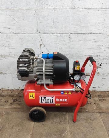Professionele compressor 400l/min beschikbaar voor biedingen