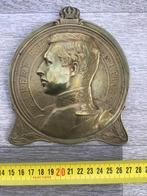 Deux médaillons en bronze 1916 Roi Albert + Astrid WW1, Collections, Objets militaires | Général, Enlèvement ou Envoi