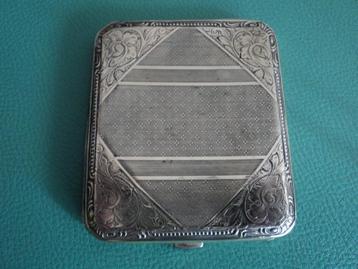 art nouveau sigaretten box beschikbaar voor biedingen