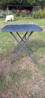 Kampeer/tuintafel 70x70 glazen tafelblad, Caravans en Kamperen, Kampeermeubelen, Ophalen, Zo goed als nieuw, Campingtafel
