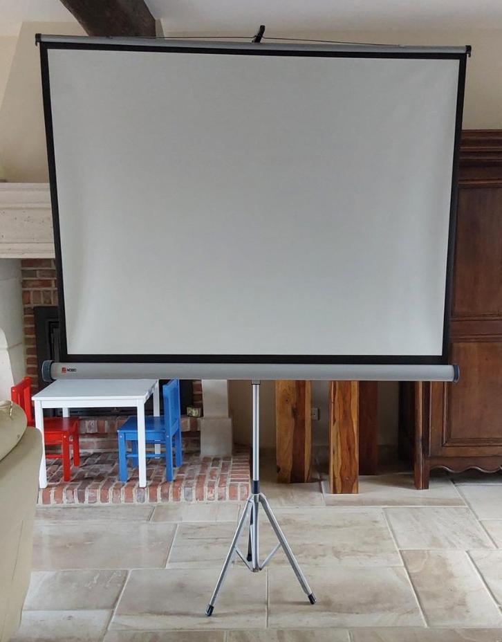 Nobo Projectiescherm - Formaat 4:3, TV, Hi-fi & Vidéo, Écrans de projection, Comme neuf, Enlèvement