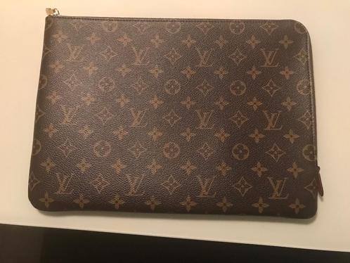 Louis vuitton pochette nieuw GM, Handtassen en Accessoires, Tassen | Damestassen, Nieuw, Overige typen, Bruin, Ophalen