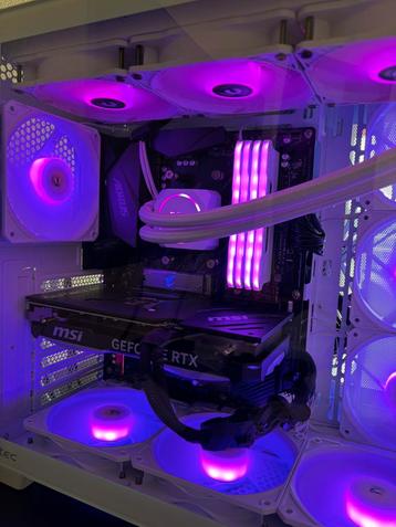 Ryzen 7 5800x3D/Aorus b550 Elite V2/32 giga ddr4 beschikbaar voor biedingen