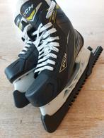 CCM HOCKEY SCHAATSEN. Enkele keer gebruikt. Maat 40, Sport en Fitness, IJshockey, Ophalen of Verzenden, Zo goed als nieuw, Schaatsen