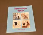 Minihondjes haken boekje - Mitsuki Hoshi, Ophalen of Verzenden, Zo goed als nieuw