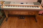 piano Yamaha DHX/630, Musique & Instruments, Claviers, Comme neuf, Avec pied, Yamaha