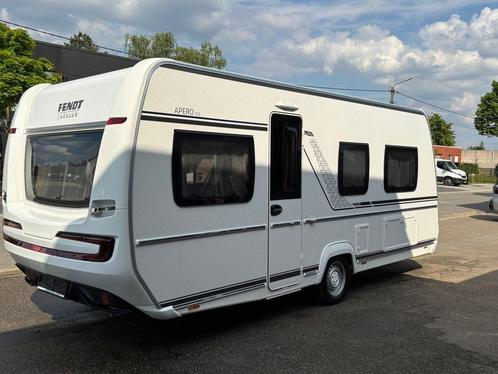 Fendt Apero 515 SG Nieuw enkele bedden, Caravans en Kamperen, Caravans, Bedrijf, tot en met 4, Rondzit, Fendt, 2 aparte bedden