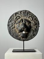 Leeuw Fontein Masker 17e eeuw, Ophalen, Fontein