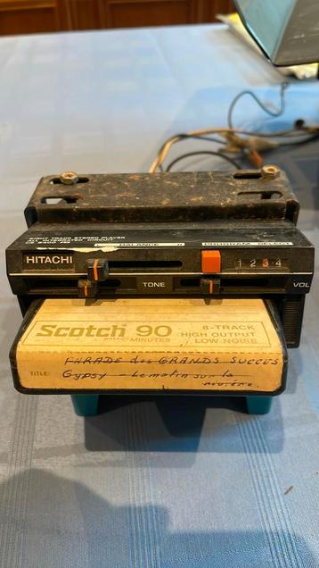 Lecteur grosse cassette  audio Hitachi, Enlèvement