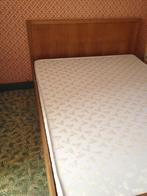 Bed met matras, Huis en Inrichting, Slaapkamer | Bedden, Ophalen, Gebruikt