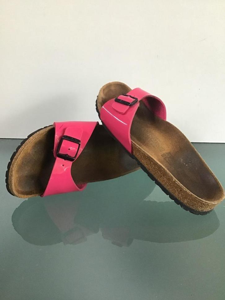 Gratis Verzenden | Birkenstock Madrid roze slippers 38, Kleding | Dames, Schoenen, Zo goed als nieuw, Slippers, Roze, Verzenden