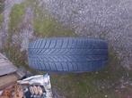 vend pneu hivers 215,65 16, Ophalen, Zo goed als nieuw