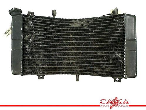 RADIATEUR GSX R 600 1997-2000 SRAD (GSXR 600) (422171-6610), Motoren, Onderdelen | Suzuki, Gebruikt