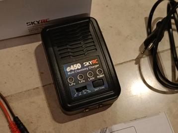 Batterie lipo avec chargeur Sky RC e450, Enlèvement ou Envoi, Neuf